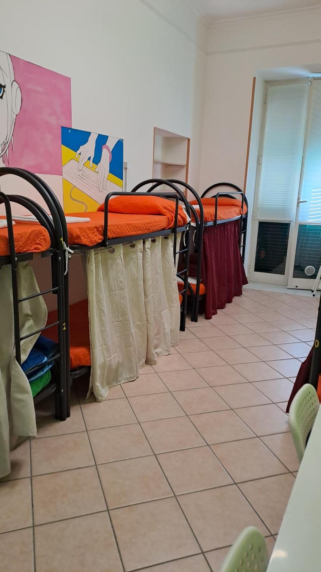 Atlantic Hostel Napels